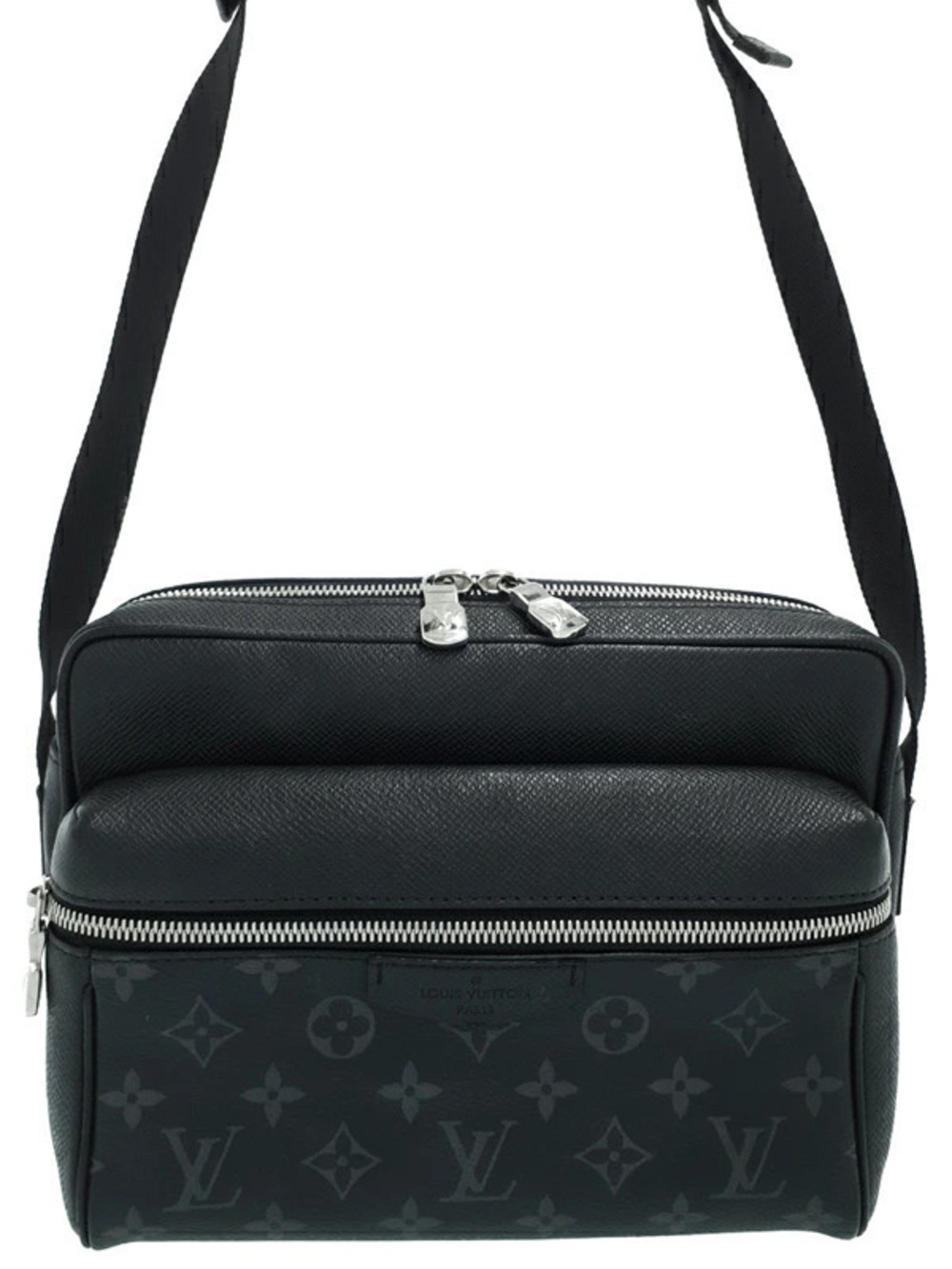 Louis Vuitton Taigarama Outdoor Messenger Shoulder Bag